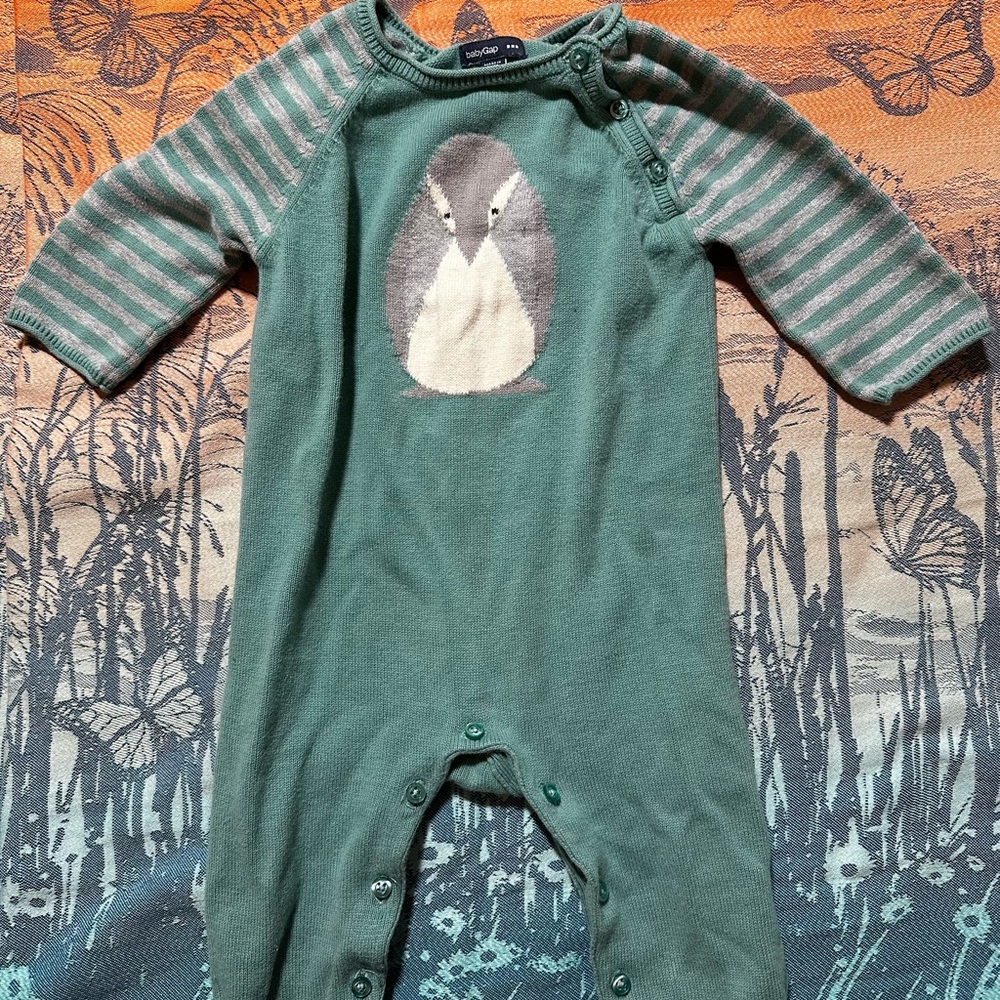 GAP Green Footies One Piece with Whimsical Pinguin Design